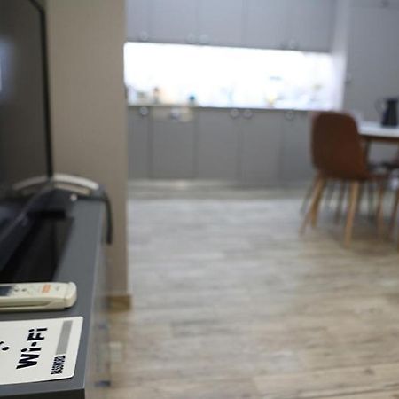 Όμορφο Διαμέρισμα Σε Διατηρητέο Κτίσμα Στην Αθήνα Eksteriør bilde